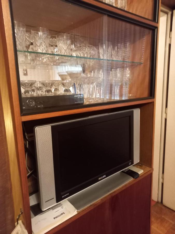 Ferienwohnung ,,Wohnen Wie Zu Grossmutter'S Zeiten'' Wien Ngoại thất bức ảnh