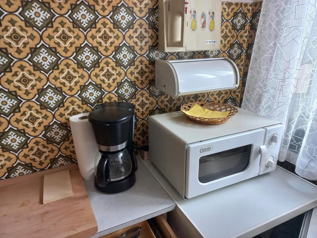 Ferienwohnung ,,Wohnen Wie Zu Grossmutter'S Zeiten'' Wien Ngoại thất bức ảnh